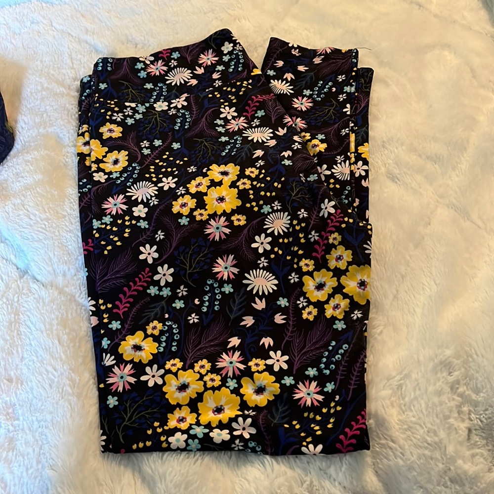 Lularoe leggings nwot